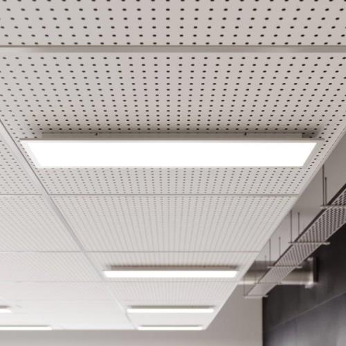 Prios LED-paneeli Gelora, 120 cm, 4 000 K, hopeanvärinen, alumiini