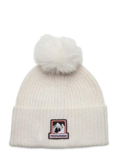 Belluno Beanie Accessories Headwear Beanies Cream Twist & Tango