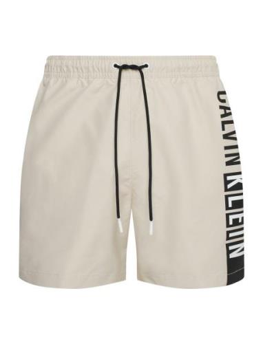 Medium Drawstring-Graphic Uimashortsit Cream Calvin Klein