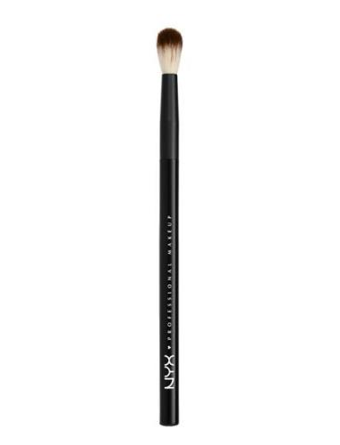 Pro Blending Brush Luomivärisivellin Nude NYX Professional Makeup