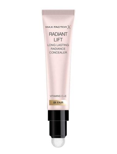 Radiant Lift Concealer 002 Light Peitevoide Meikki Max Factor