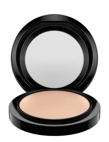 Mineralize Skinfinish/ Natural Puuteri Meikki MAC