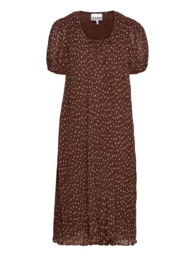 Pleated Georgette Polvipituinen Mekko Brown Ganni