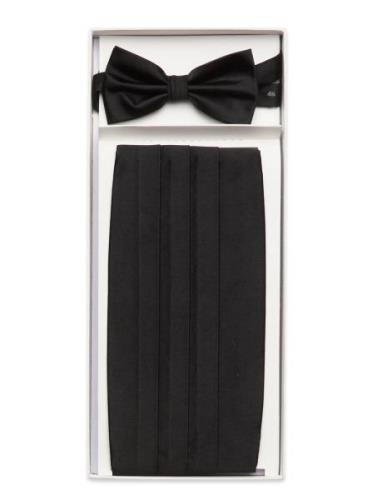 Ceremony Cummerbund Rusetti Black Amanda Christensen