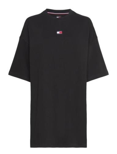 Tjw Badge Tee Dress Lyhyt Mekko Black Tommy Jeans