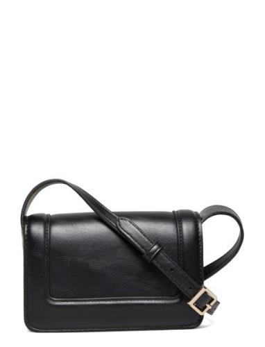 Crossbody Bag With Flap Bags Crossbody Bags Black Mango