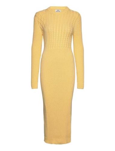 Patch Lilium Dress Polvipituinen Mekko Yellow Mads Nørgaard