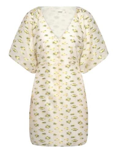 Slkamila Jacinta Dress Lyhyt Mekko Cream Soaked In Luxury