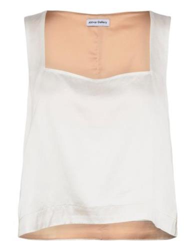 Wakana Linen Top Tops T-shirts & Tops Sleeveless White Ahlvar Gallery