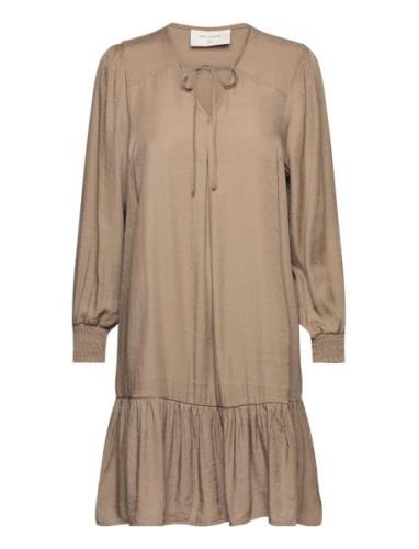 Fqlou-Dress Polvipituinen Mekko Brown FREE/QUENT