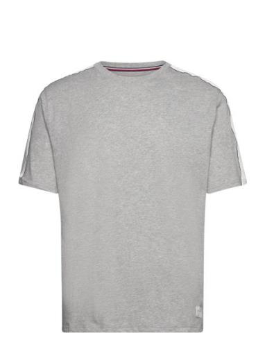 Ss Tee Logo Tops T-shirts Short-sleeved Grey Tommy Hilfiger