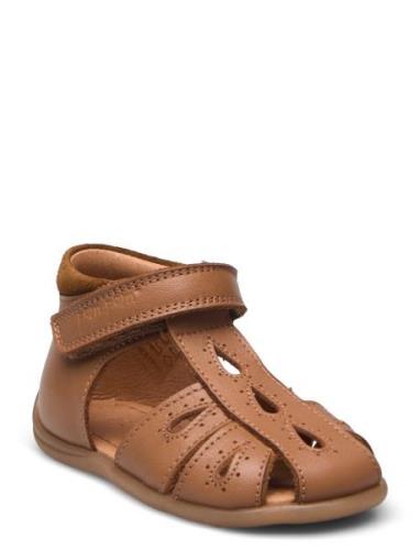 Starters™ Drops Velcro Sandal Shoes Summer Shoes Sandals Brown Pom Pom