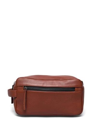 Clean Toiletry Bag 2 Room Toilettilaukut Brown Still Nordic