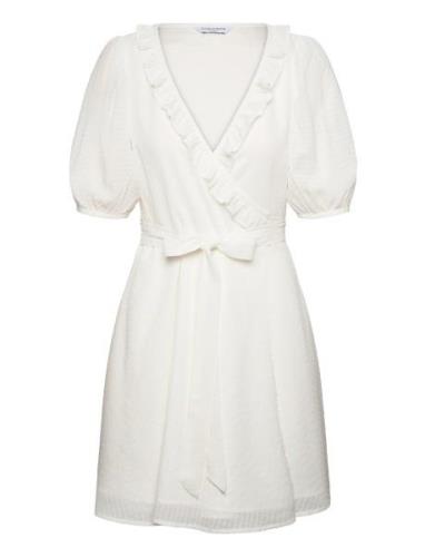 Towa Frill Dress Lyhyt Mekko White Bubbleroom