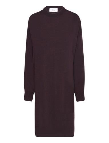 Saga Dress Polvipituinen Mekko Burgundy Makia