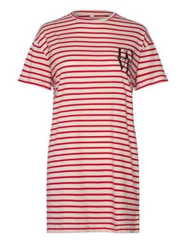 Nightie Ss Boxy Tres Bien Yöpaita Red Hunkemöller