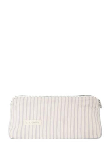 Celia Mini Toiletry Bag Toilettilaukut Cream STUDIO FEDER